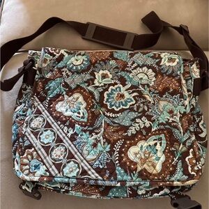 Vera Bradley messenger bag